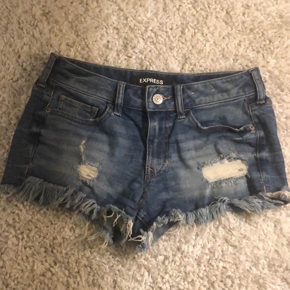 express shortie low rise